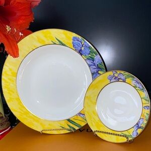 Bone Purple Iris plates by Mikasa, 2pc